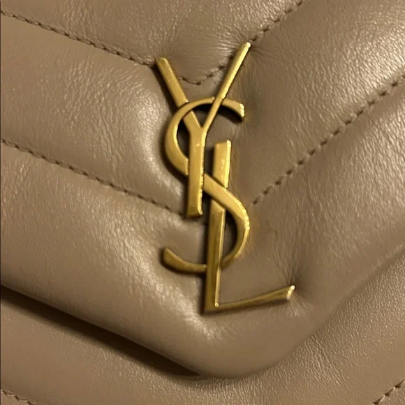 Yves Saint Laurent Beige Quilted Crossbody Bag - Picture 7 of 8